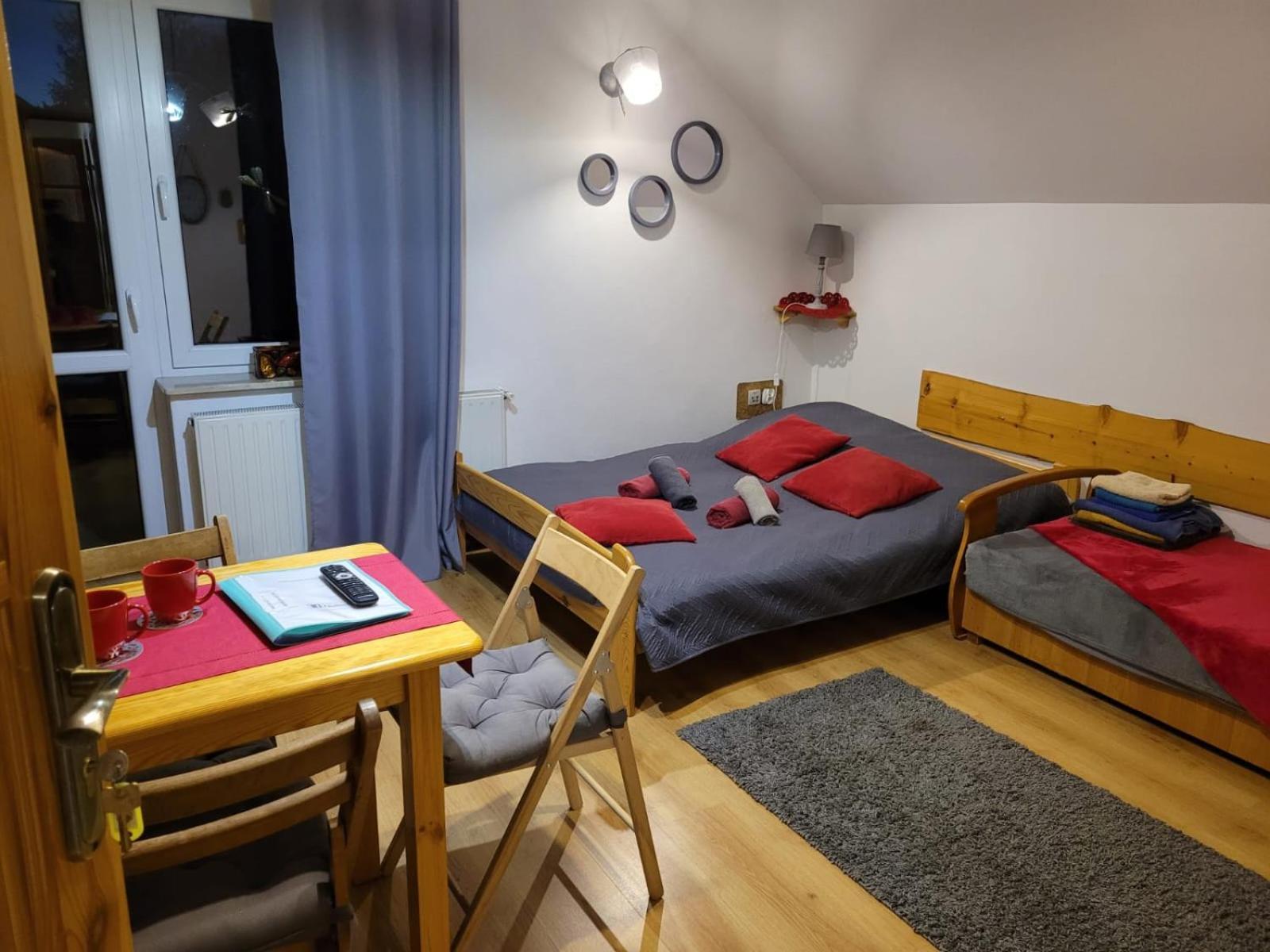 Apartamenty Grosik Krynica Zdroj Bilik gambar